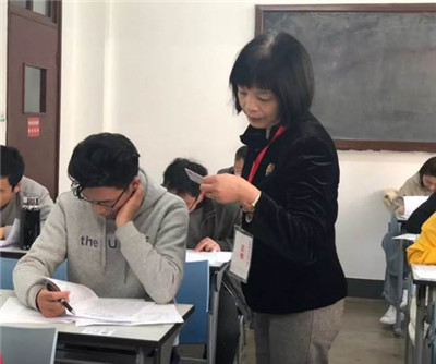 上海财经大学举行2019年博士研究生招生考试